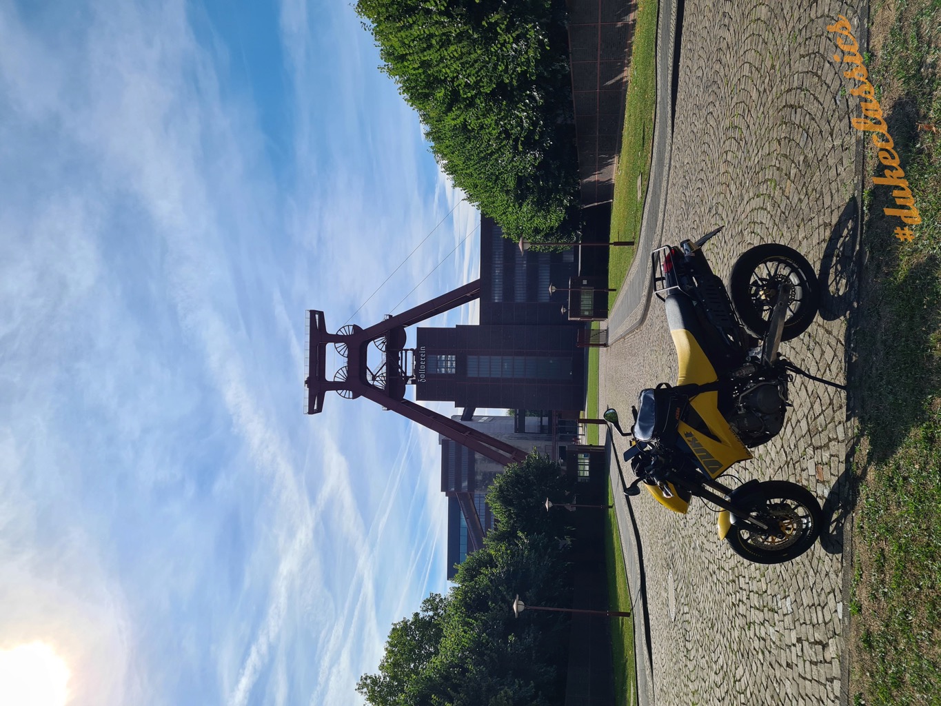 Zeche Zollverein KTM Duke 640