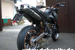 396_ktm-duke-ii-2011-024_8974226759_o_800x600