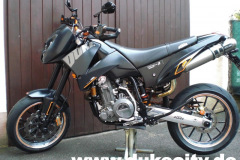 401_ktm-duke-ii-2011-047_8975420890_o_800x600